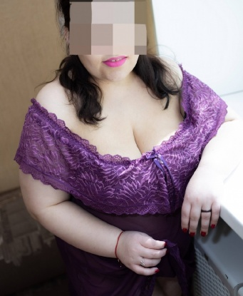 Моя нежная кожа и изысканный вкус в одежде сведут тебя с ума. Живу в Москве и готова принять тебя в своей уютной квартире. У меня есть все, чтобы сделать нашу встречу незабываемой - страсть, нежность и мастерство. Услуги, которые я предоставляю, настолько разнообразны, что каждый найдет то, что ищет. Доверься мне и я открою для тебя новые грани удовольствия. Все фото настоящие и проверены! Мои клиенты всегда остаются довольны и возвращаются ко мне снова и снова. 💋💦 444, 33 года